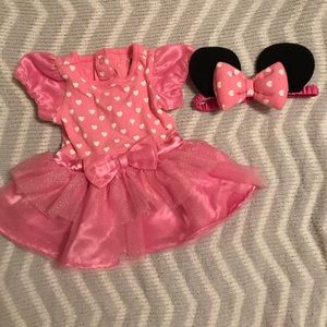 Minnie Mouse one piece set